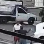 #VIDEO Lesionan de gravedad a conductor durante altercado en Chalco, Edomex