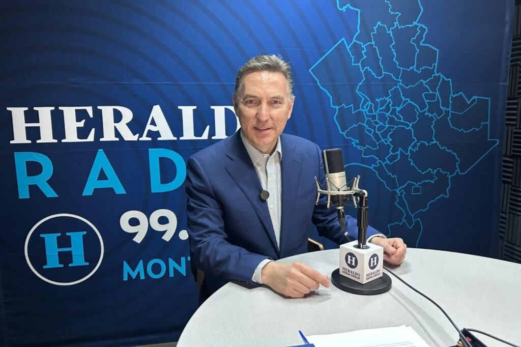 Gregorio Martínez estrena programa de radio en El Heraldo Monterrey