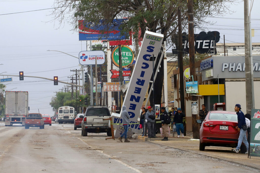 Sube a ocho la cifra de muertos por ‘Rachel’ en Baja California