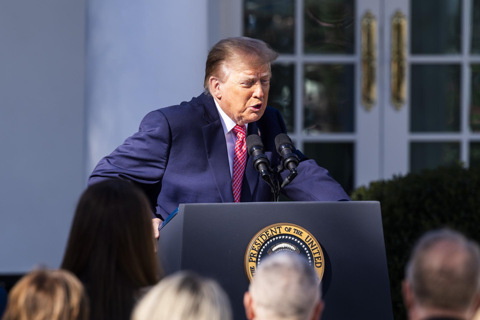 Trump insiste en renombrar Nuevo México como ‘Nueva América’ para darle “un gran valor”
