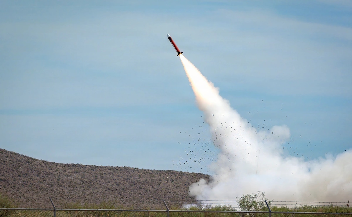 Acuerdan Boeing y Lockheed Martin acelerar la producción de sistemas para misiles Patriot