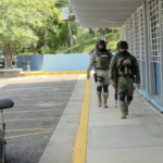 Amenazas por WhatsApp obligan a evacuar la Escuela Normal de Sinaloa en Culiacán