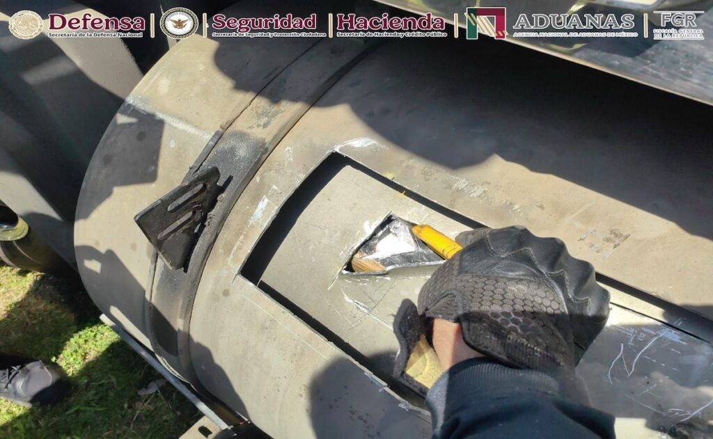 Aseguran en Chiapas más de 171 kilos de presunta cocaína en un tractocamión - aseguran-en-chiapas-mas-de-171-kilos-de-presunta-cocaina-en-un-tractocamion-2-1024x631