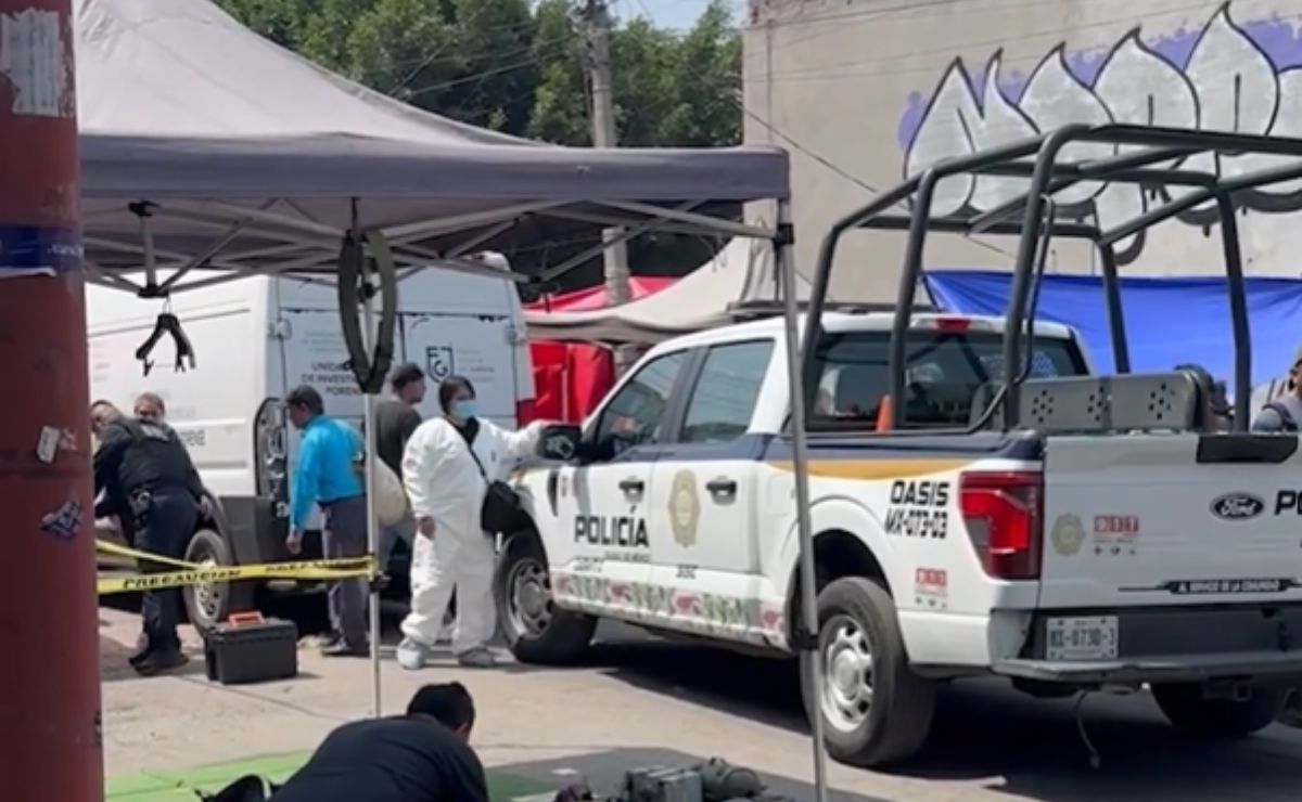 Enfrentamiento en tianguis El Salado de Iztapalapa deja una mujer muerta Enfrentamiento en tianguis El Salado de Iztapalapa deja una mujer muerta