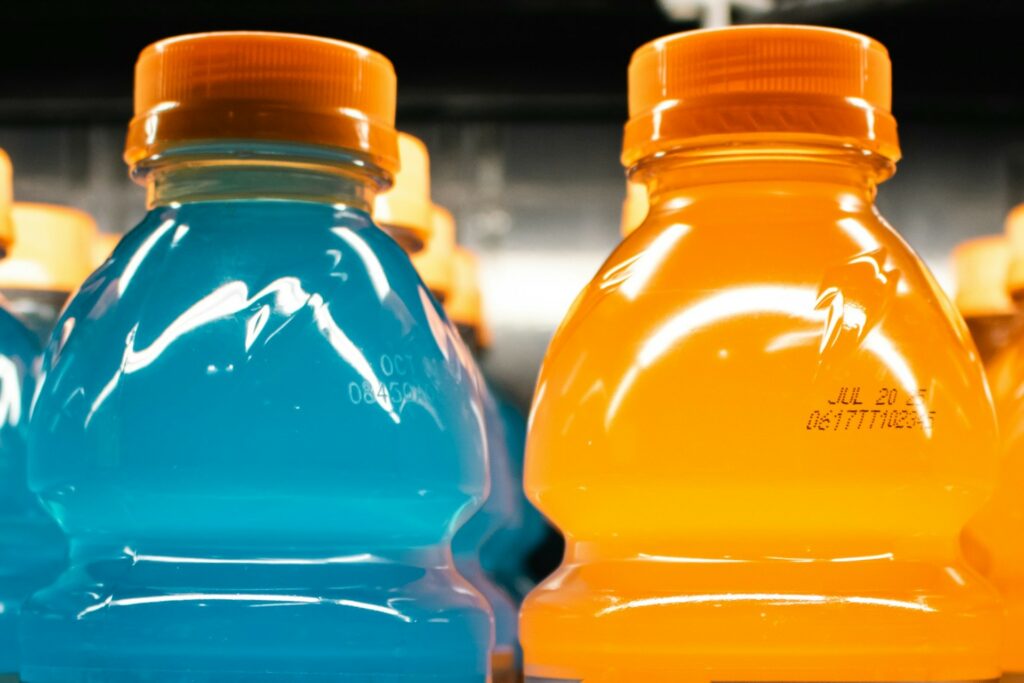Retiran 122 mil cajas de bebidas energéticas en EE.UU. por mal etiquetado