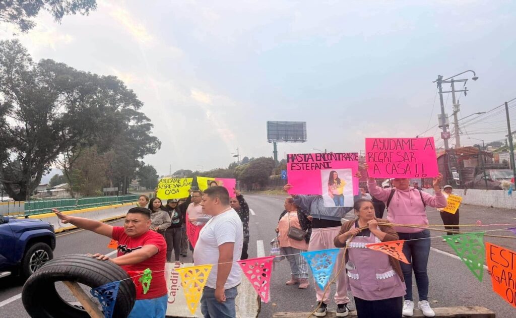 Bloqueo por adolescente desaparecida colapsa la México-Cuernavaca durante tres horas - bloqueo-por-adolescente-desaparecida-colapsa-la-mexico-cuernavaca-durante-tres-horas-2-1-1024x631