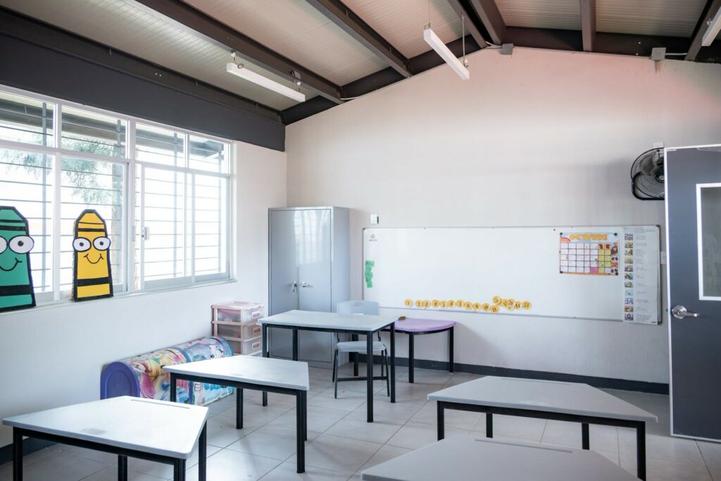 Suspenden de clases para el viernes 9 de octubre; estos son los estados afectados