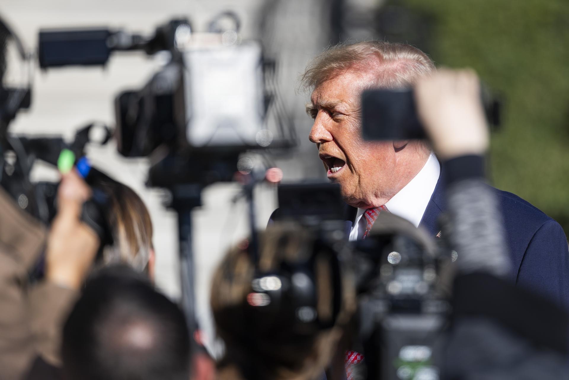 Trump cree que mantiene el apoyo hispano a dos semanas de las elecciones intermedias Trump cree que mantiene el apoyo hispano a dos semanas de las elecciones intermedias