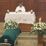 Despiden con misa a subdirectora asesinada en secundaria de Torreón