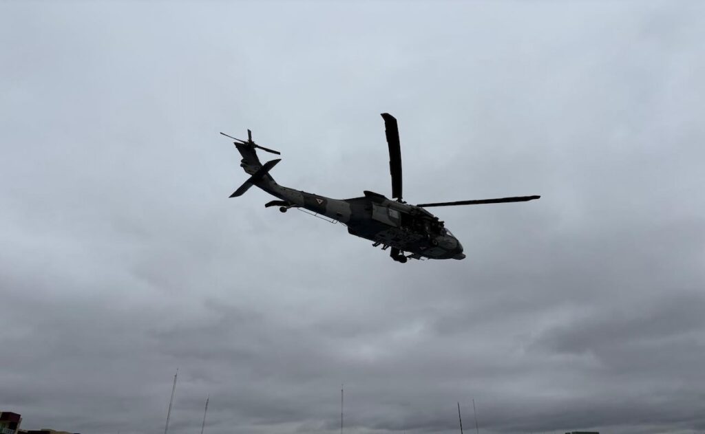Despliegan 500 militares y dos helicópteros en la frontera de Tamaulipas - despliegan-500-militares-y-dos-helicopteros-en-la-frontera-de-tamaulipas-2-1024x631