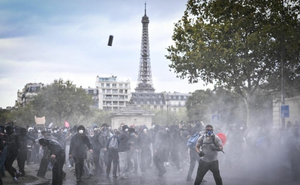 Francia autoriza las granadas aturdidoras en las manifestaciones de este sábado