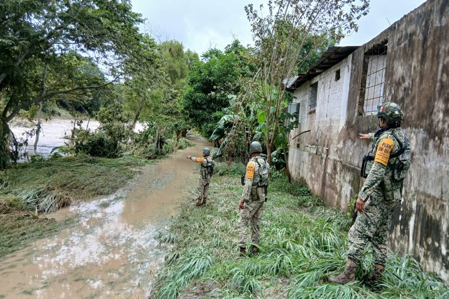 Ejército y GN mantienen activo el Plan DN-III-E ante lluvias en Veracruz - ejercito-y-gn-mantienen-activo-el-plan-dn-iii-e-ante-lluvias-en-veracruz-6
