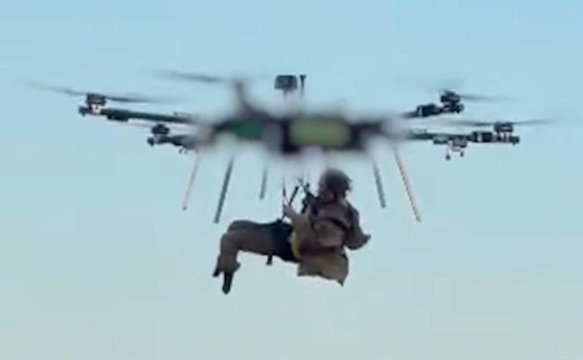 Video: Ucrania evacúa con dron a un soldado herido en combate