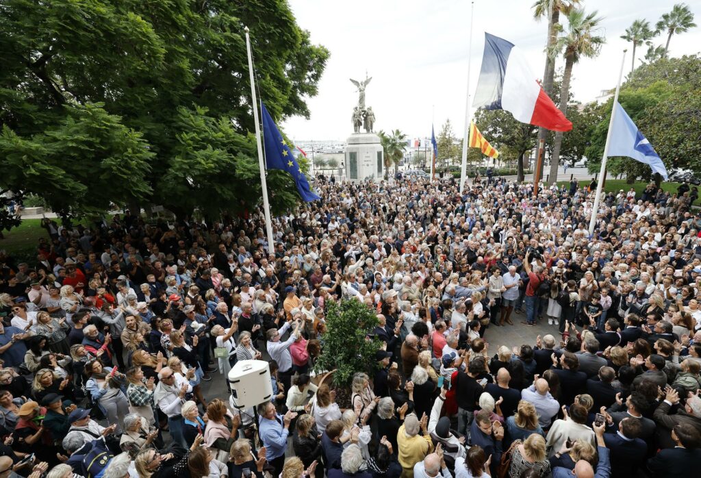Francia prepara toques de queda y promete una “respuesta penal masiva” tras protestas