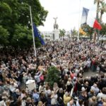 Francia prepara toques de queda y promete una “respuesta penal masiva” tras protestas