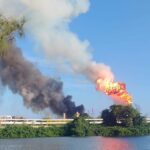 Video: Reportan fuego en Dos Bocas; Pemex confirma conato de incendio