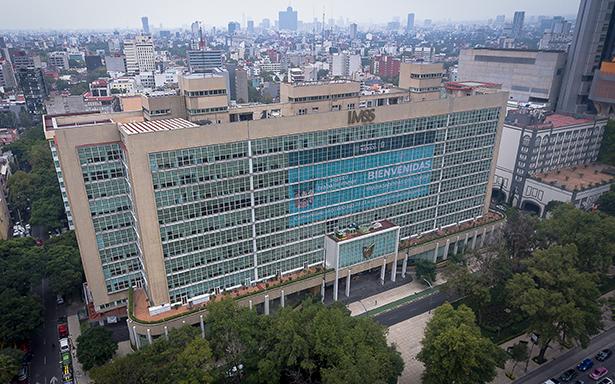 ¿Habrá paro nacional en el IMSS? Trabajadores mantienen plantón en Reforma