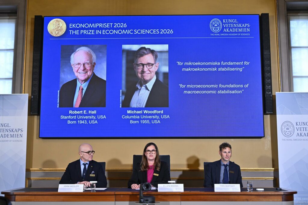 Hall y Woodford, Nobel de Economía 2026 por fundamentos micro de estabilización macroeconómica