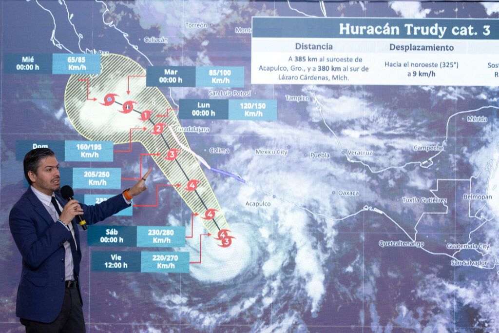 Huracán ‘Trudy’ alcanzaría categoría 4 antes de acercarse a Jalisco y Colima