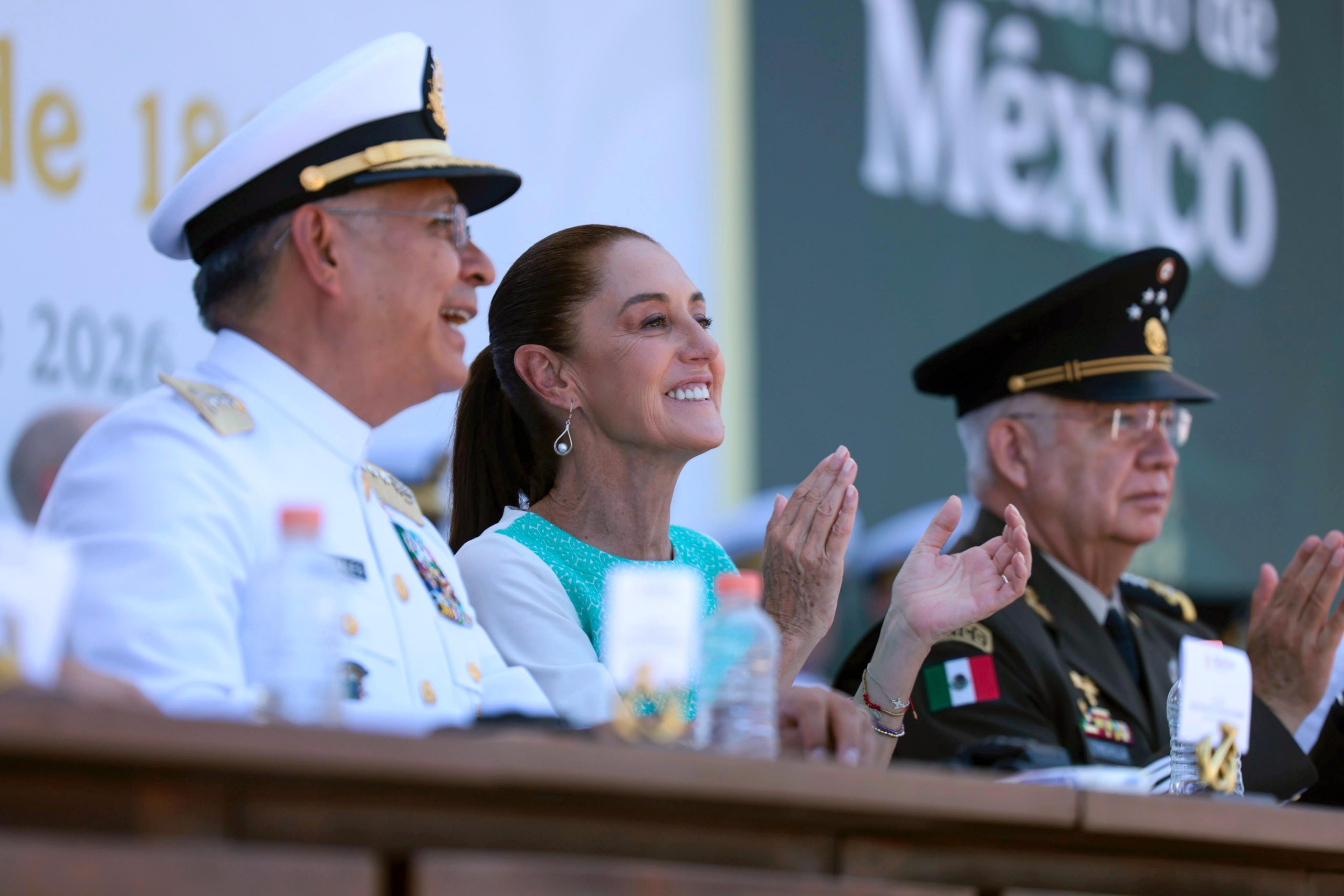 “Las Fuerzas Armadas nunca recibirán una orden para reprimir al pueblo”, asegura Sheinbaum