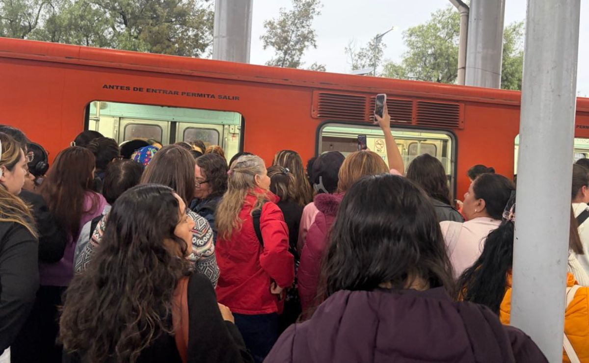 Metro CDMX opera con marcha de seguridad por lluvias; usuarios padecen servicio lento