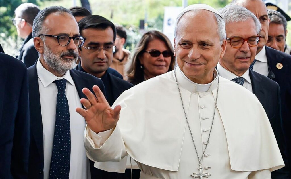 Papa León XIV fue operado de un adenocarcinoma pulmonar