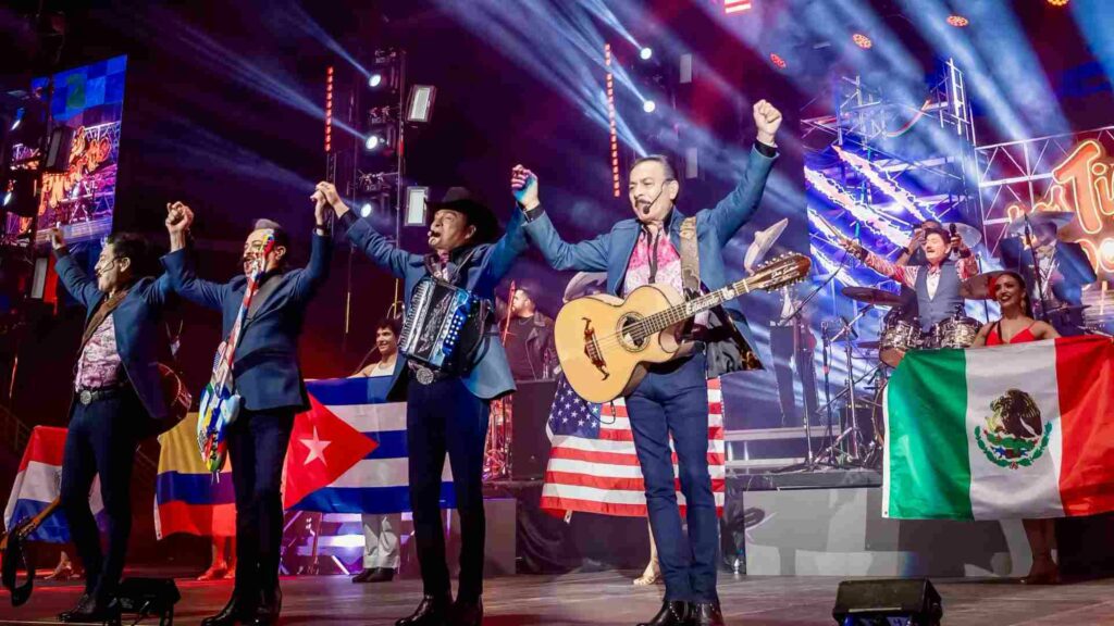 Los Tigres del Norte se estrenan en Tiny Desk con un mensaje a favor de los migrantes