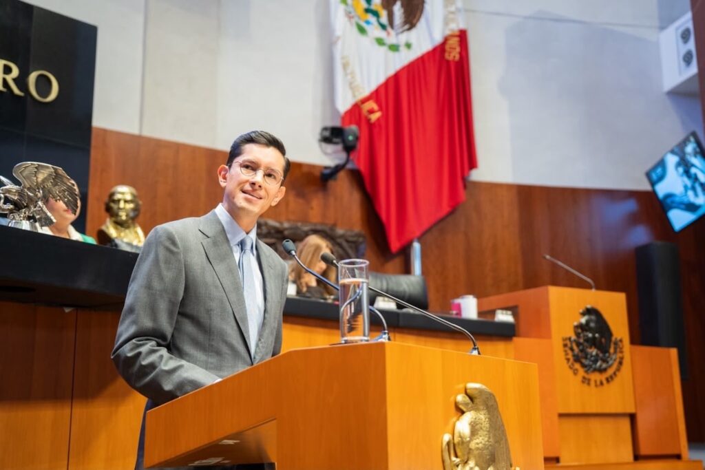 México seguirá exigiendo respeto a su territorio y soberanía: Roberto Velasco