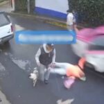 Video: Mujer se arroja de taxi en movimiento en la Magdalena Contreras
