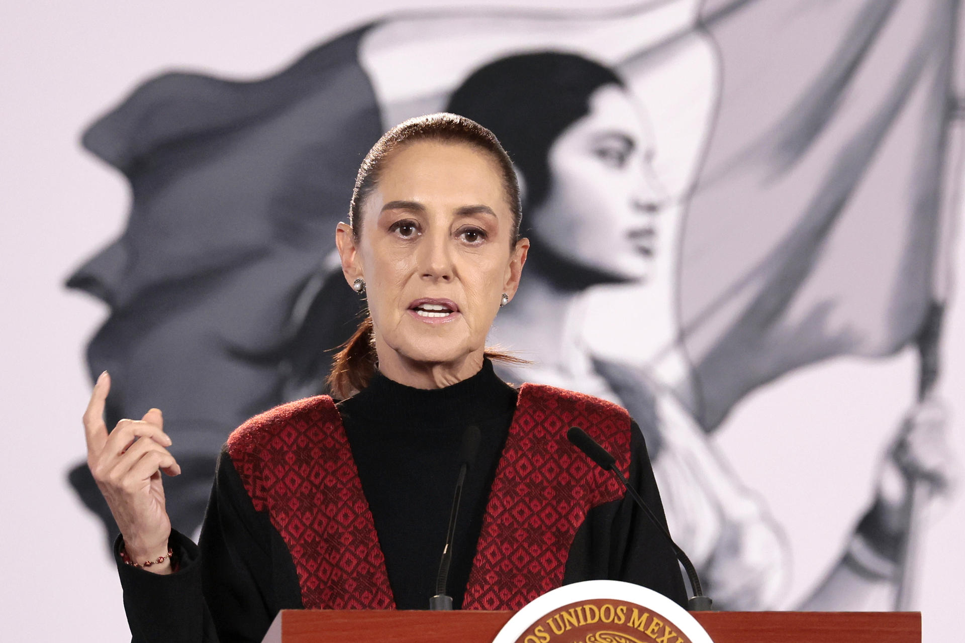 “No es si quieren o no quieren”, Sheinbaum hará obligatorio decreto para plataformas digitales