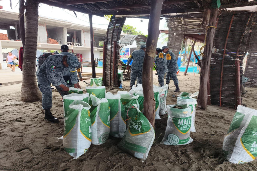 Mantienen Plan DN-III-E en Michoacán con mil 817 elementos ante huracán 'Trudy' - plan-dn-iii-e-en-michoacan-6