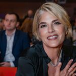 Detienen a la actriz Selma Blair tras agredir a la tripulación de un avión en EE.UU.