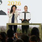 Sheinbaum firma decreto para proteger a menores en plataformas digitales