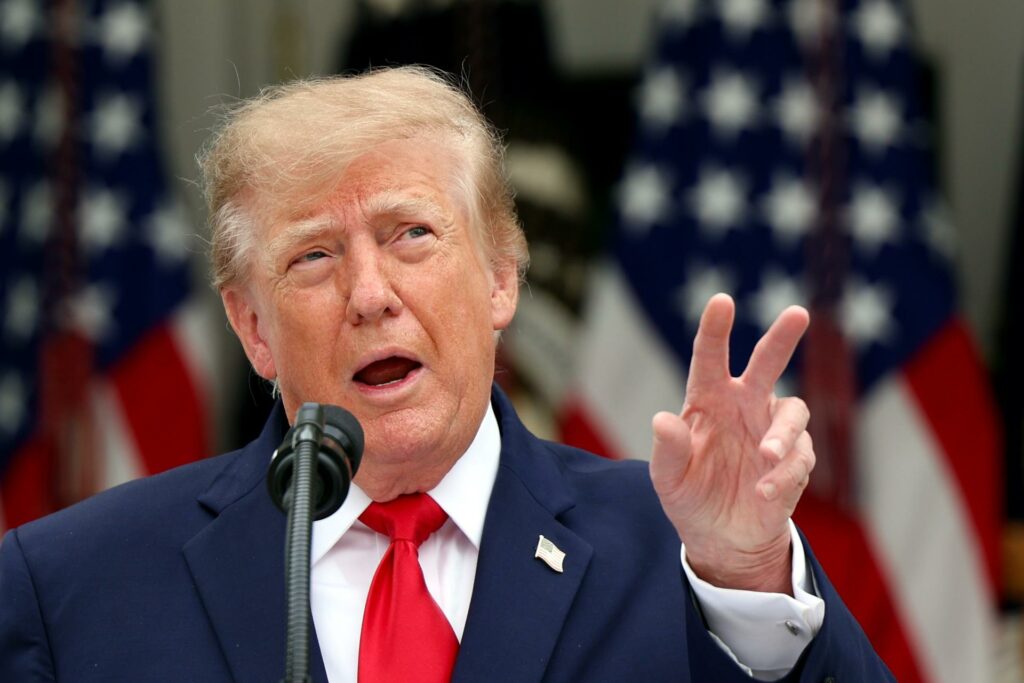 Trump asegura que México pagó “muchas veces” el muro fronterizo con aranceles