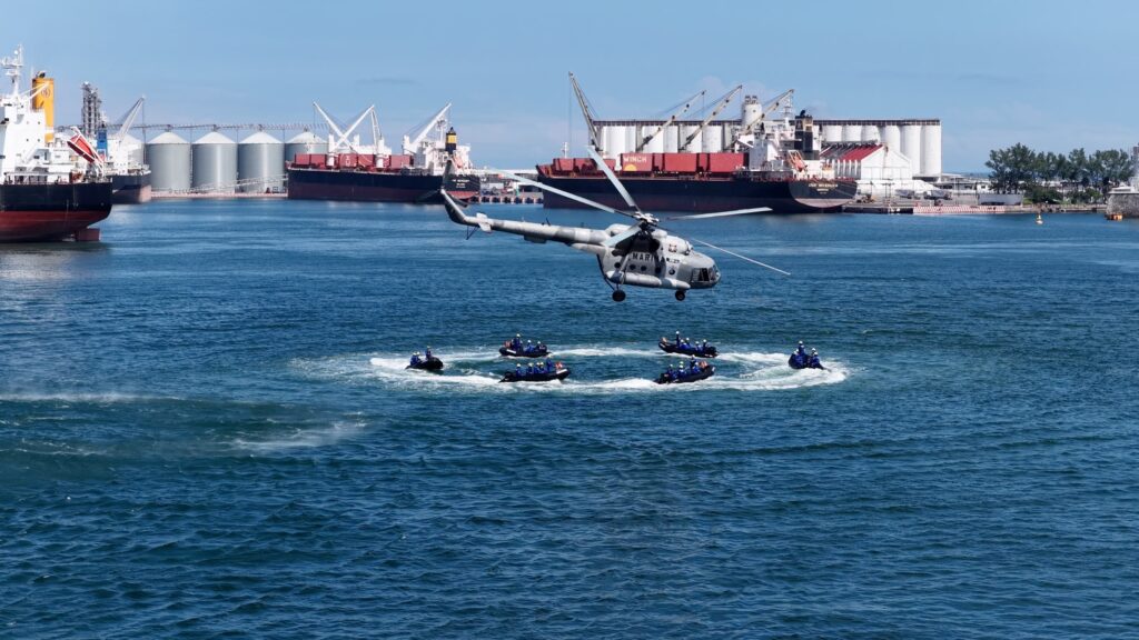 Así fue el desfile por el 205 aniversario de la Armada de México - whatsapp-image-2026-10-04-at-20517-pm-1-1024x576