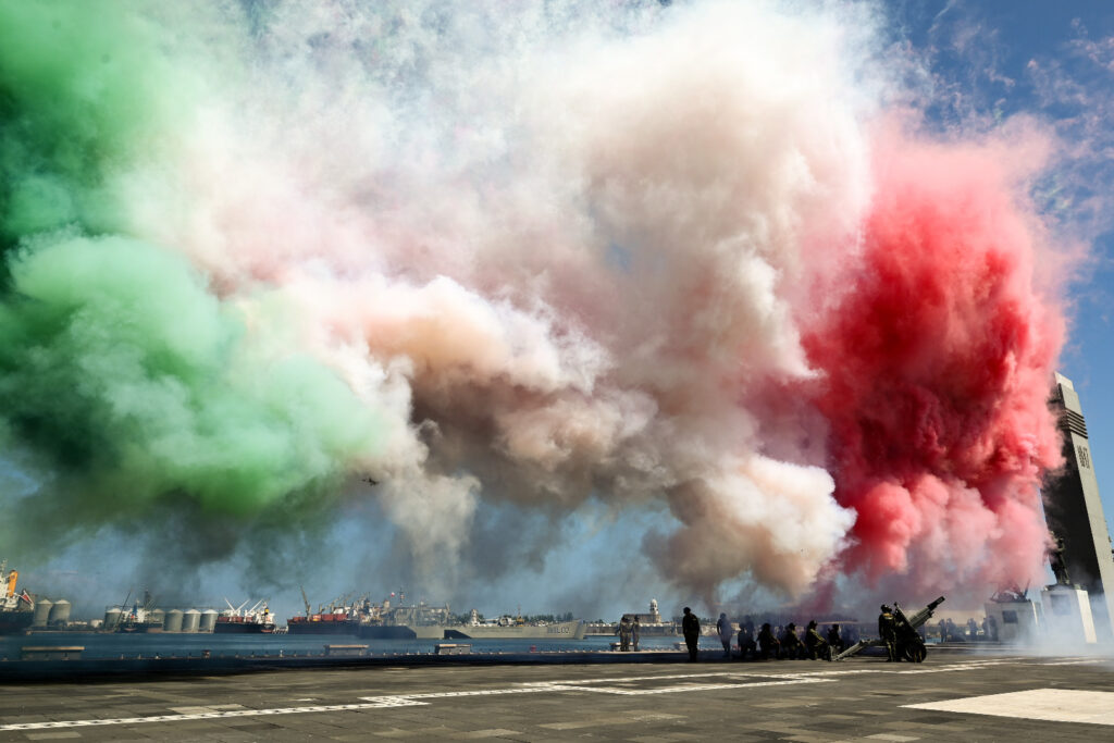 Así fue el desfile por el 205 aniversario de la Armada de México