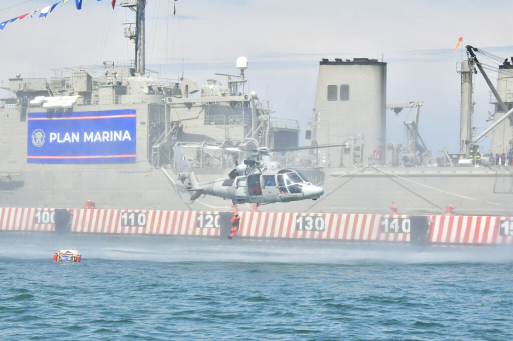 Así fue el desfile por el 205 aniversario de la Armada de México - whatsapp-image-2026-10-04-at-21859-pm-1024x682