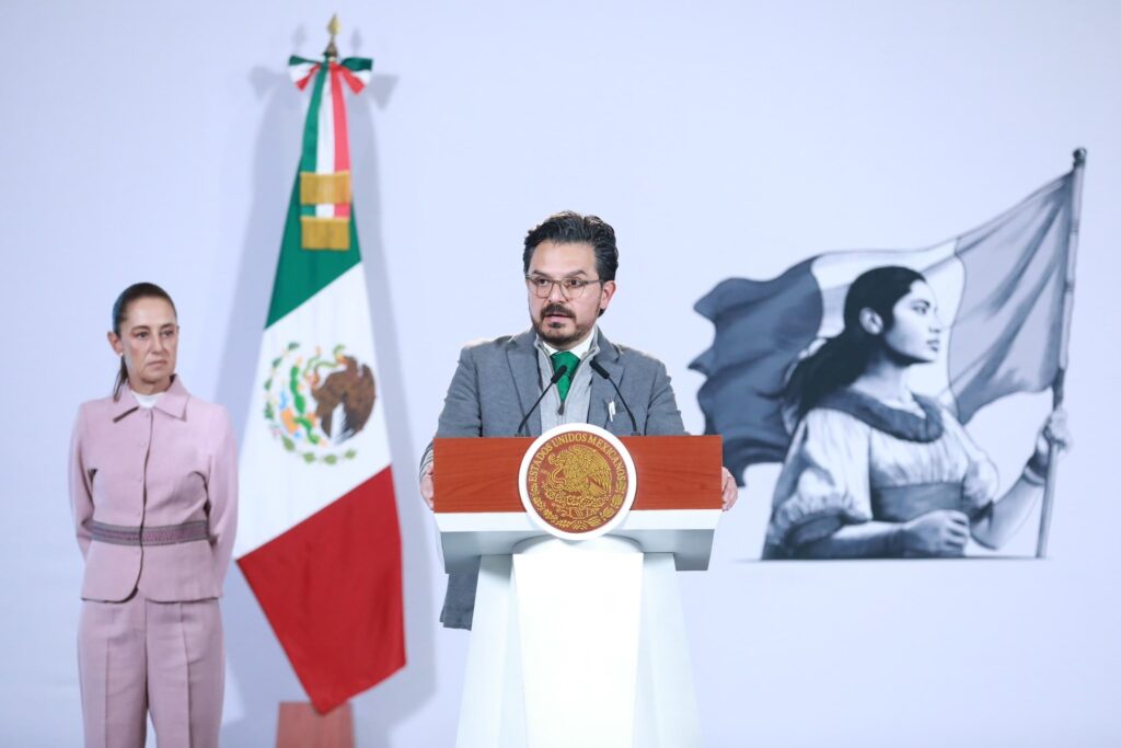 Zoé Robledo abre diálogo con trabajadores inconformes del IMSS